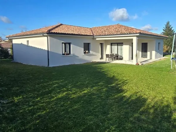 Maison individuelle 6 pièces de plain pied