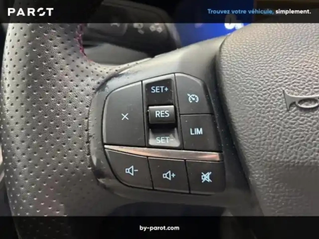 Ford Kuga 2.5 duratec 225ch phev st-line bva — photo 17