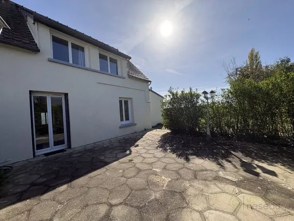 Maison Vente Umpeau 4p 95m² 220000€