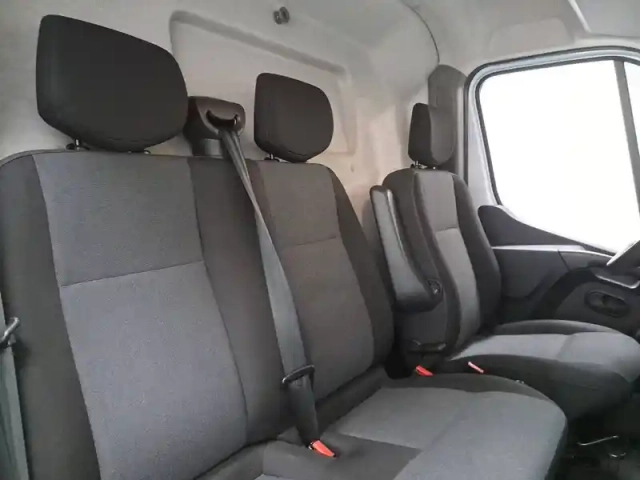 Renault Master fgn trac f3500 l3h3 blue dci 135 — photo 11