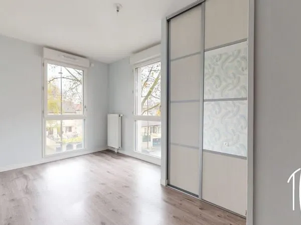 EXCLUSIVITE VITRY - 4 PIECES LUMINEUX - BALCON - PARKING - RESIDENCE RECENTE