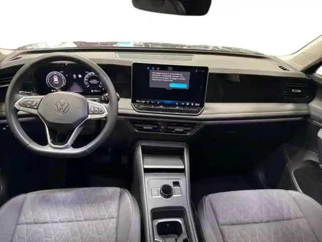 Volkswagen Tiguan 1.5 ehybrid 204ch dsg6 vw edition — photo 8