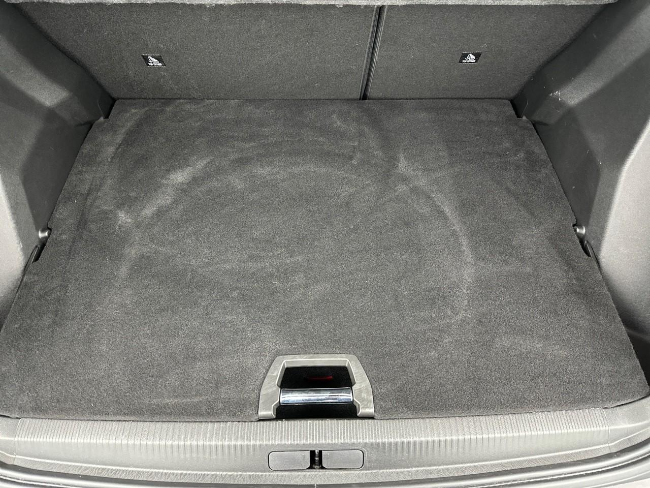 Peugeot 2008 puretech 130 s&s eat8 allure pack — photo 6