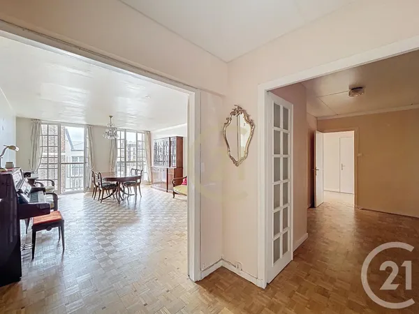 Appartement 3 pièces 103 m²