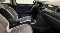 Volkswagen T-Roc 1.5 TSI EVO 150ch Carat Exclusive S&S — photo 15