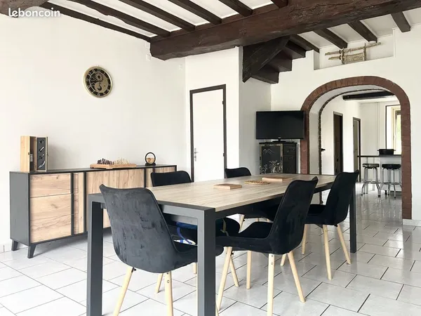 Maison 7 pièces 225 m²