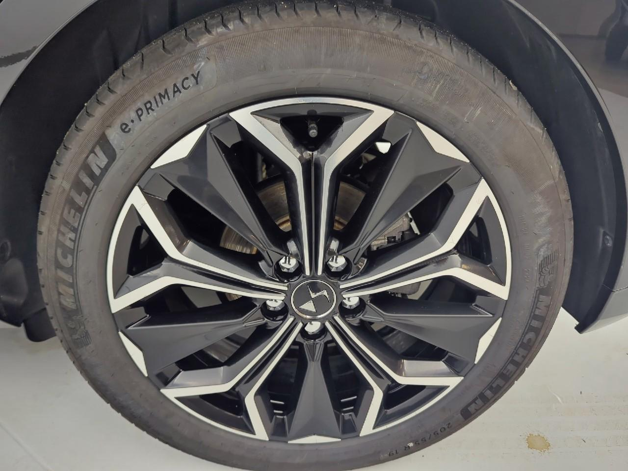 Ds Ds 4 hybride 136 e-dct6 antoine de saint exupery — photo 17