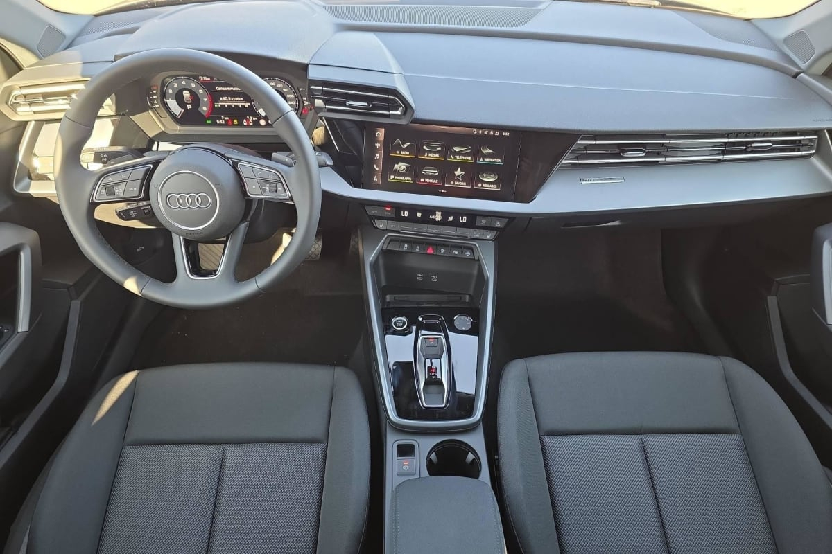 Audi A3 Sportback — photo 12