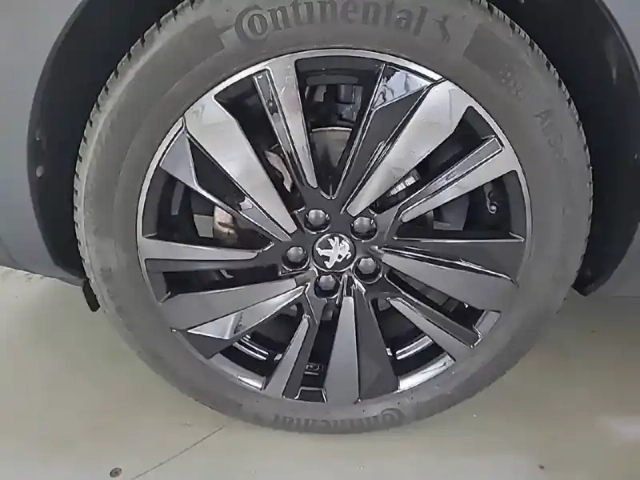 Peugeot 3008 puretech 130ch s&amp;s eat8 — photo 13