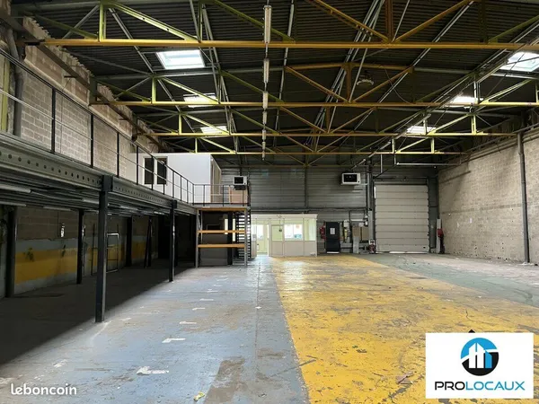 LOCAL D'ACTIVITE 851 m² MONTATAIRE