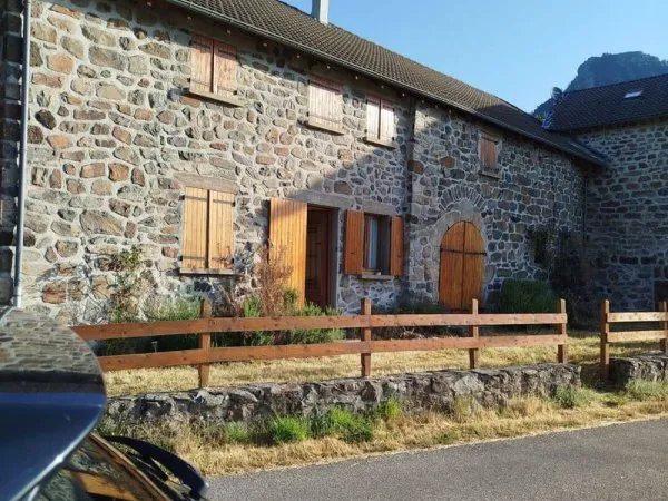 Maison 3 pièces 300 m²
