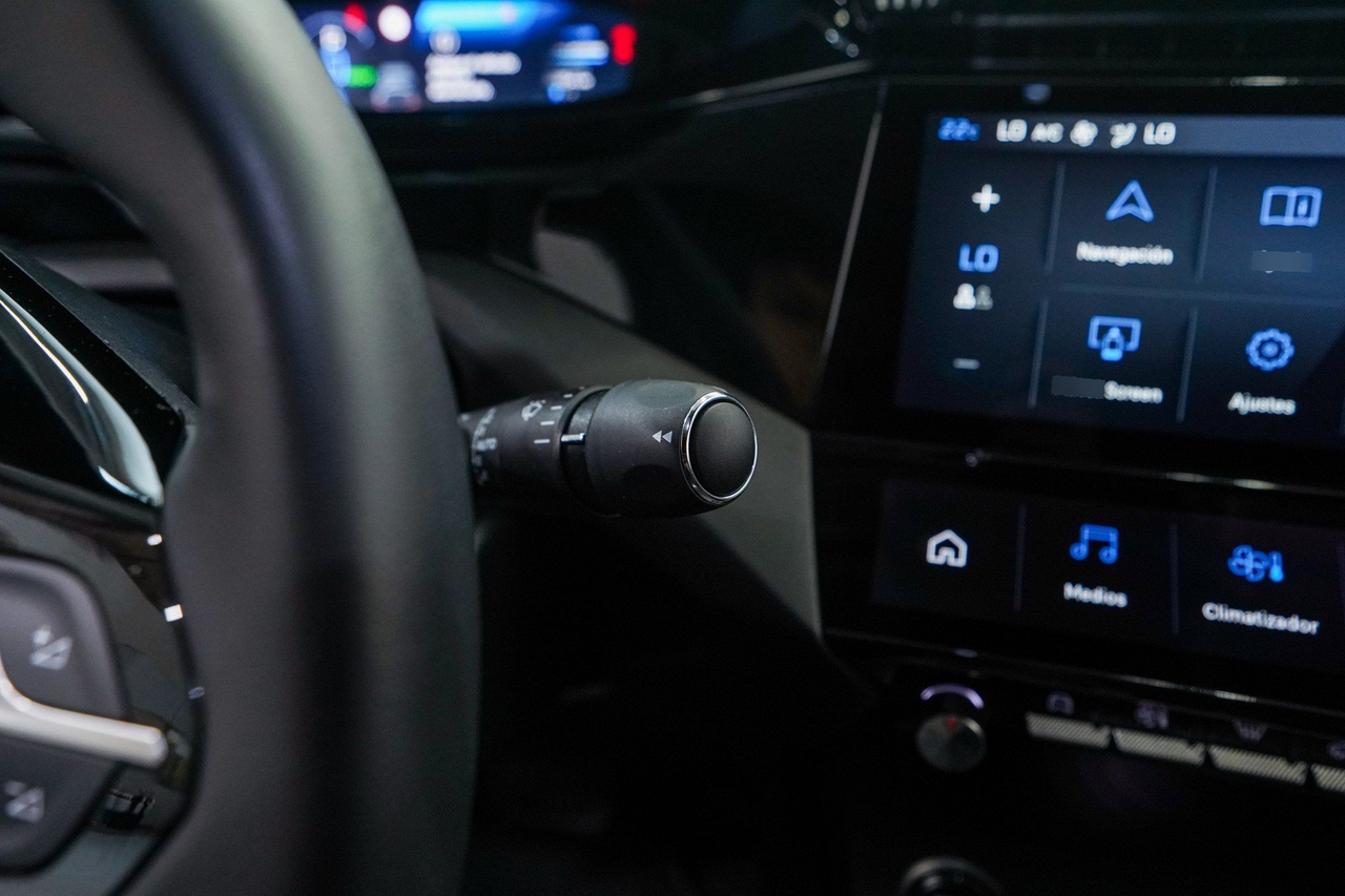 Peugeot 408 — photo 19