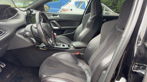 Peugeot 308 1.6 THP 270 - GTI – 2015 – 166825 km – Essence – Boîte Manuelle — photo 20