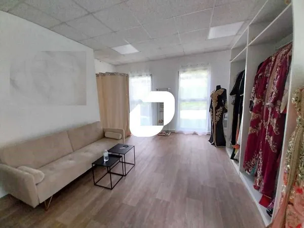 Bureaux 68 m²