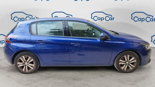 Peugeot 308 1.2 PureTech 110 - Allure – 2018 – 112497 km – Essence – Boîte Manuelle — photo 9