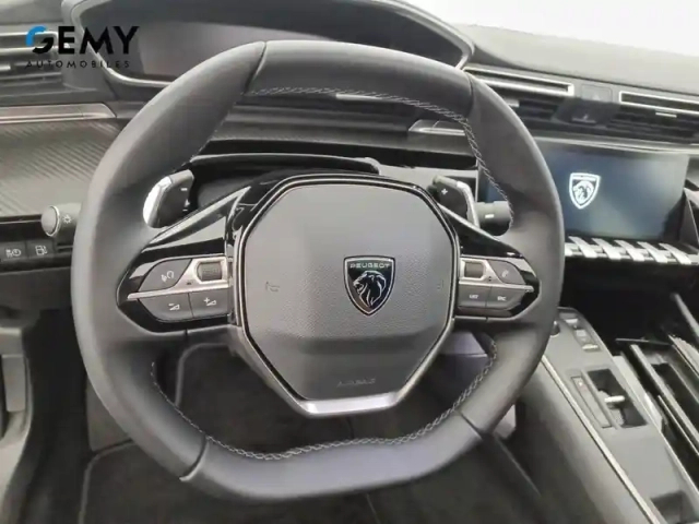 Peugeot 508 hybrid 225 e-eat8 — photo 13