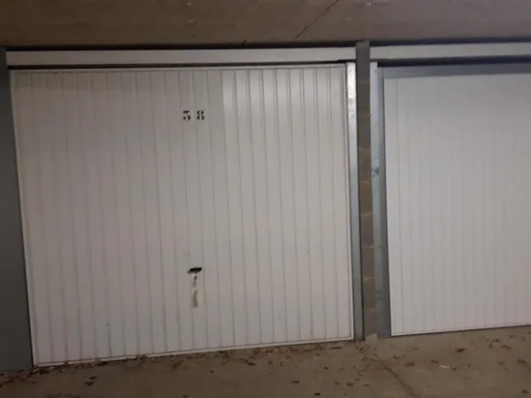 Garage/box 14 m² Bruz