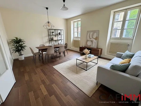 CALUIRE-T2-51m²