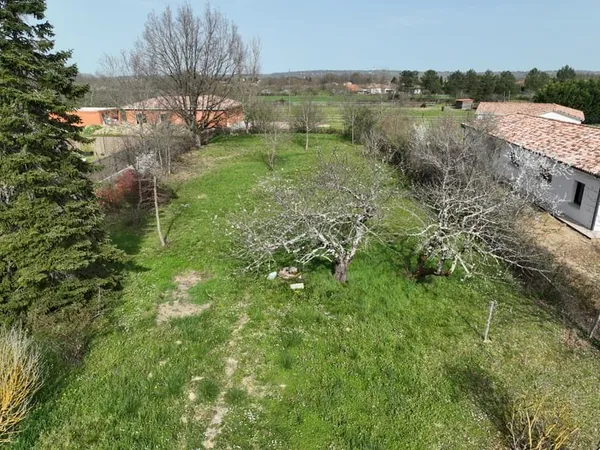 A VENDRE - TERRAIN CONSTRUCTIBLE BRESSOLS