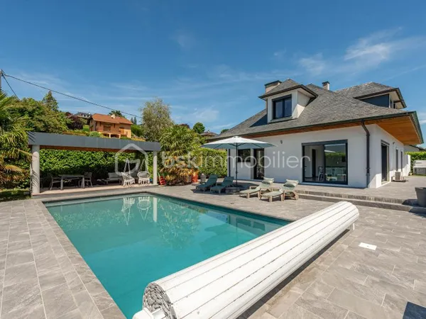 Maison 7 pièces 179 m²