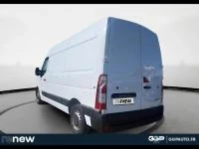 Renault Master fg f3300 l2h2 2.3 blue dci 135ch confort euro6e — photo 7