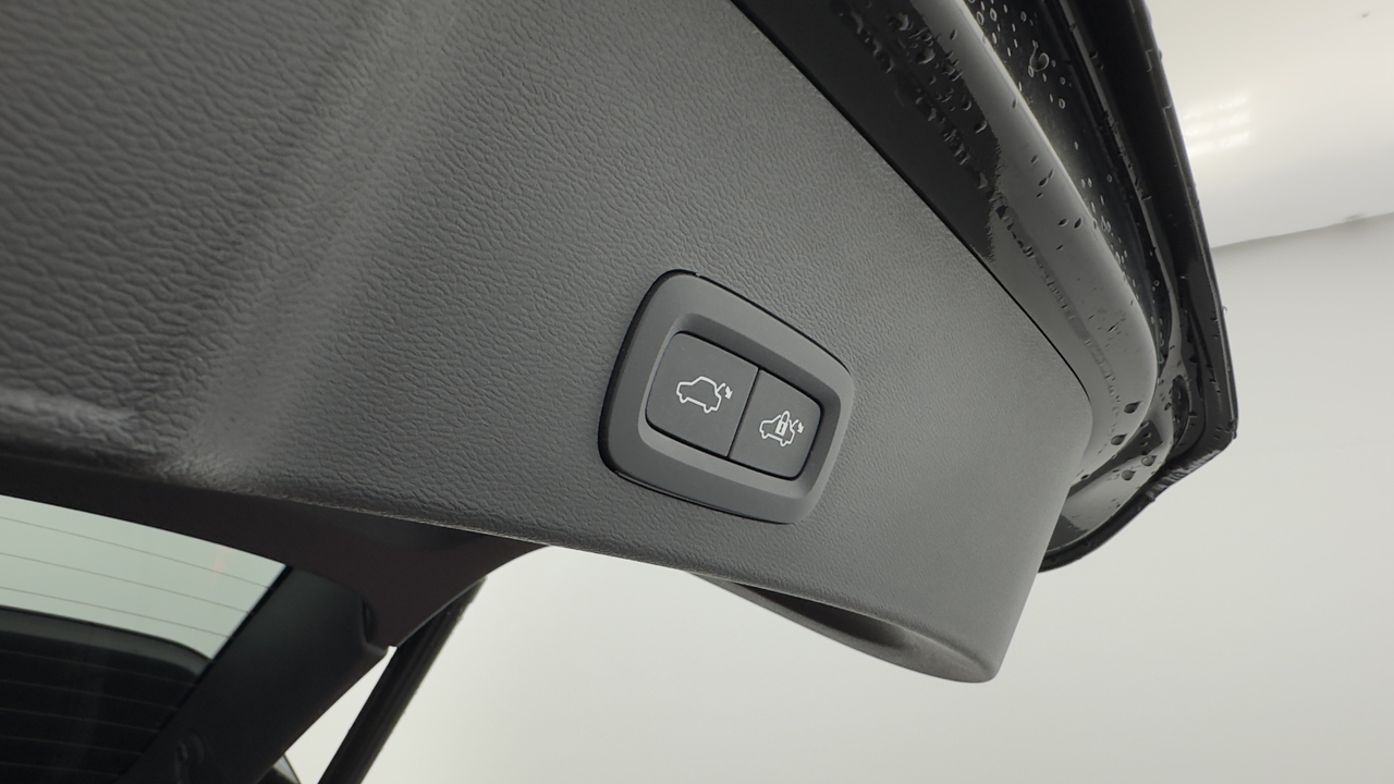 Volvo XC40 T5 Recharge 180+82 ch DCT7 — photo 39