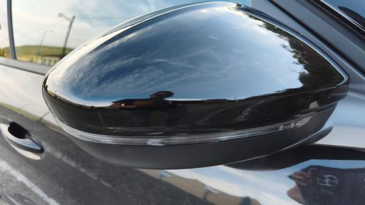 Peugeot 208 1.2 PureTech 100 - Allure – 2022 – 22593 km – Essence – Boîte Manuelle — photo 2
