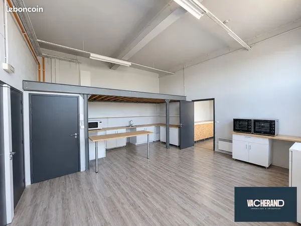 Bureaux 75 m² Roubaix