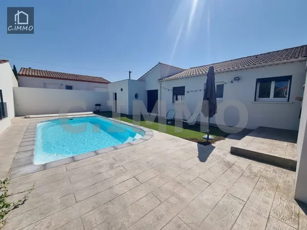 Villa de PP de 150 m2 de type 5 avec bureau, buanderie, pisc