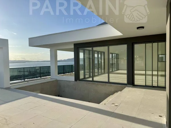 Appartement 5 pièces 238 m²
