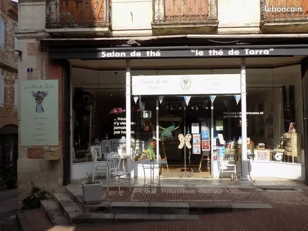 Local commercial plein centre à louer