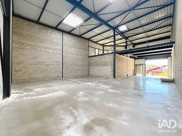 Local d'activité 252 m²