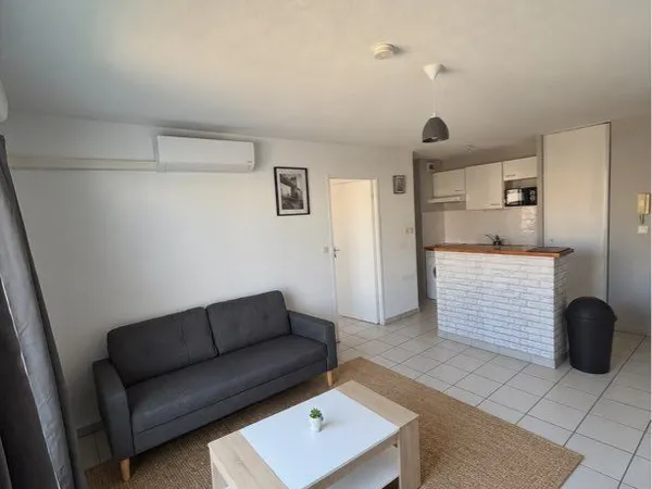 Appartement T2 parking / clim