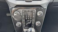 Volvo V40 D2 AdBlue 120ch Signature Edition Geartronic — photo 18