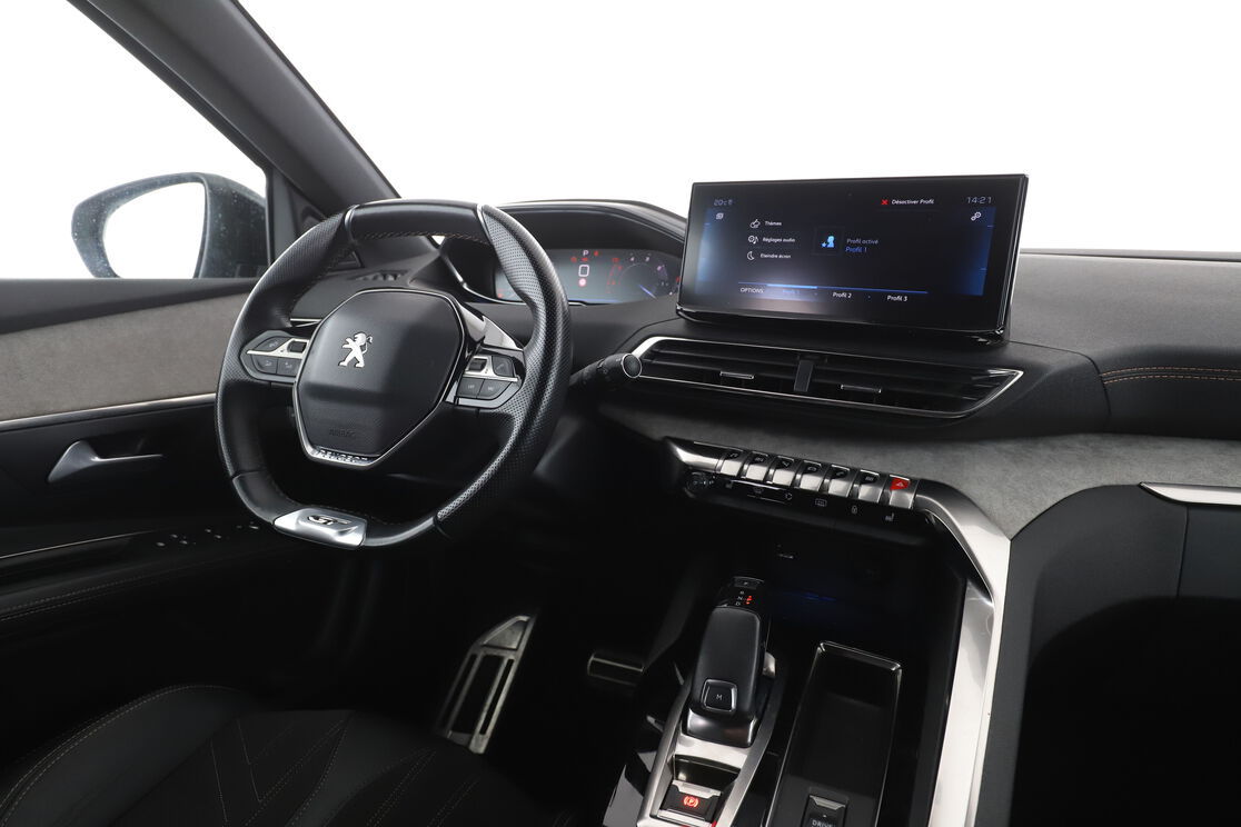 Peugeot 3008 1.5 Blue-HDi GT EAT8 — photo 12