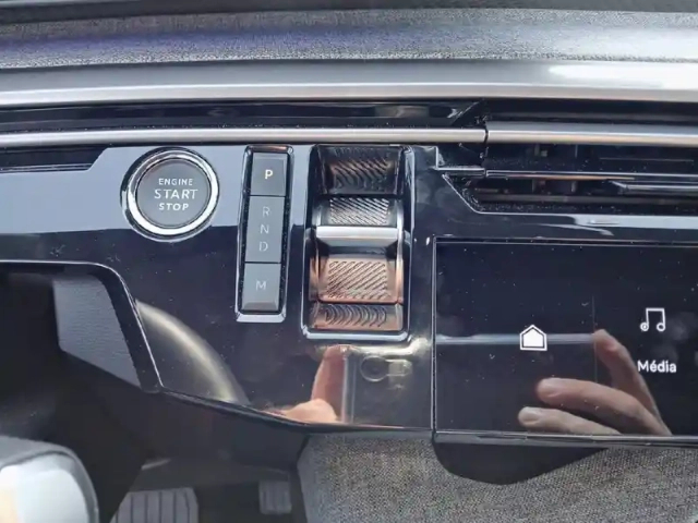 Peugeot 5008 hybrid 136 e-dcs6 — photo 58