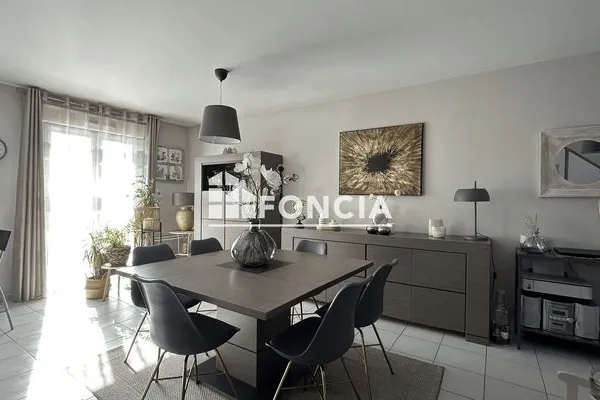 Maison 4 pièces 85 m²