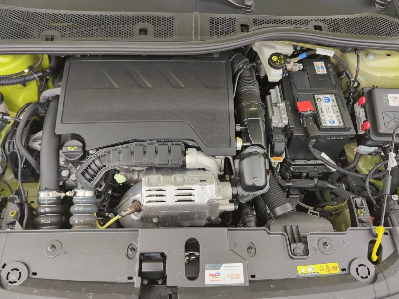 Peugeot 208 100 s&s bvm6 style — photo 16