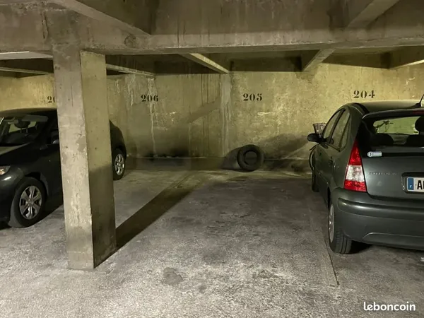 Emplacement de stationnement