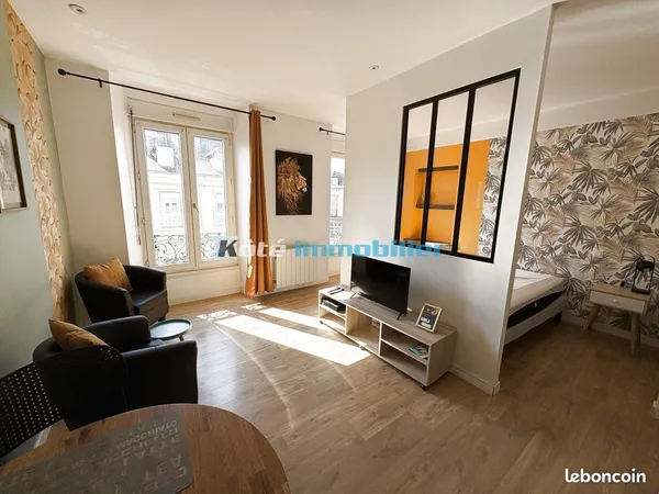 Appartement 6 pièces 28 m²