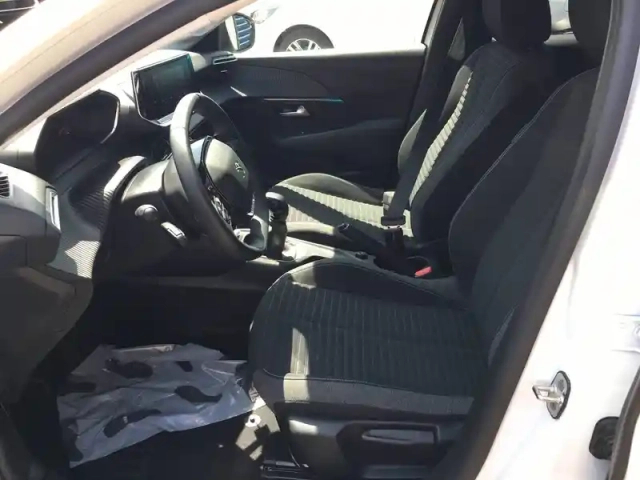 Peugeot 208 puretech 75 s&amp;s bvm5 — photo 13