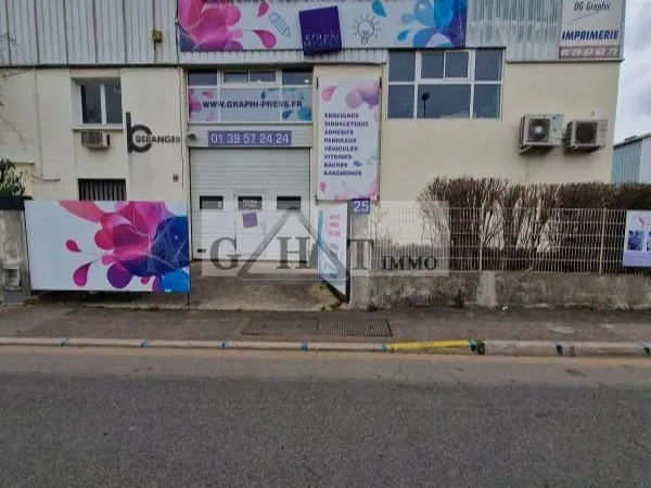Local industriel 197 m²