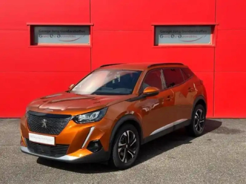 Peugeot 2008 1.2 essence 130ch s&amp;s roadtrip