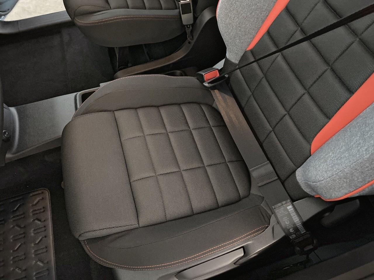 Citroën Berlingo diesel 130 ch m automatique max — photo 9
