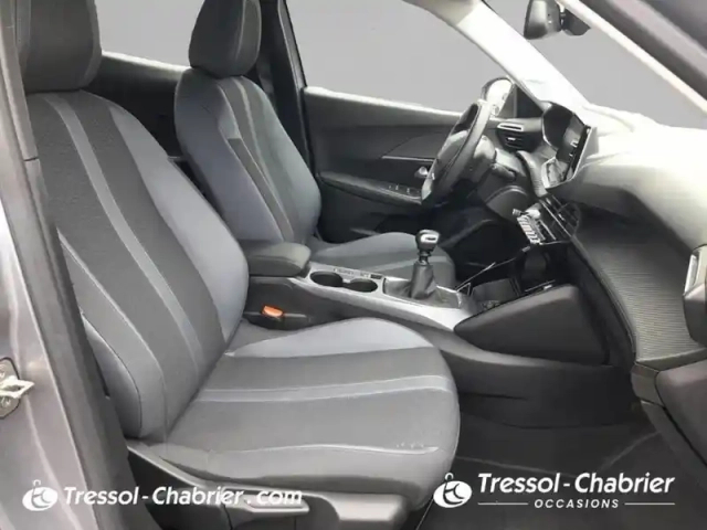 Peugeot 2008 puretech 130 s&amp;s bvm6 allure — photo 9