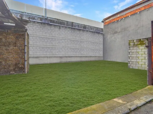 Maison 6 pièces 180 m²