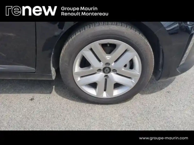 Renault Clio 1.5 blue dci 100ch evolution - 24 — photo 11
