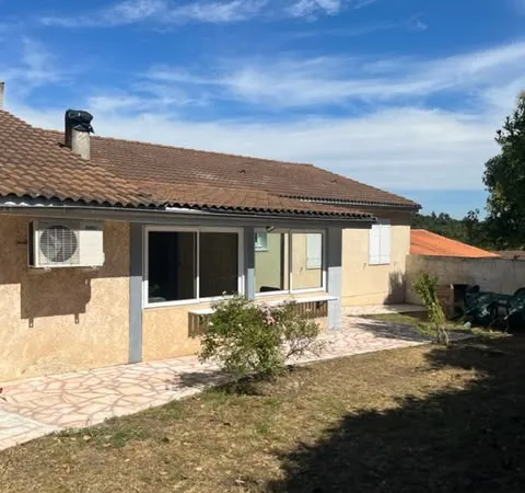 Location d'une maison de 100 m2 à FLOIRAC (33)