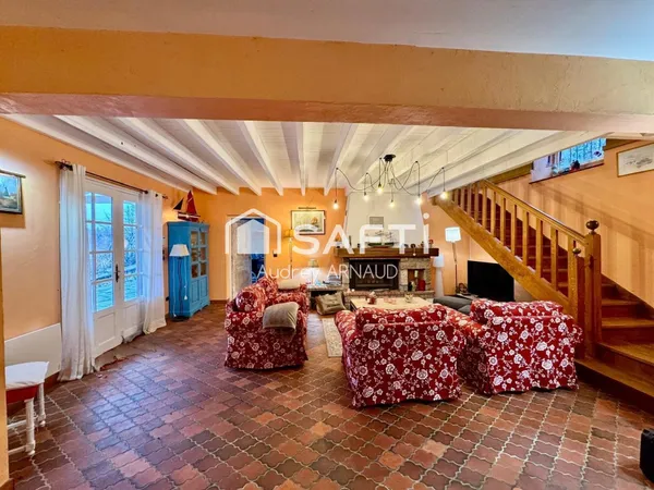 Longère de caractère au coeur d'un hameau creusois