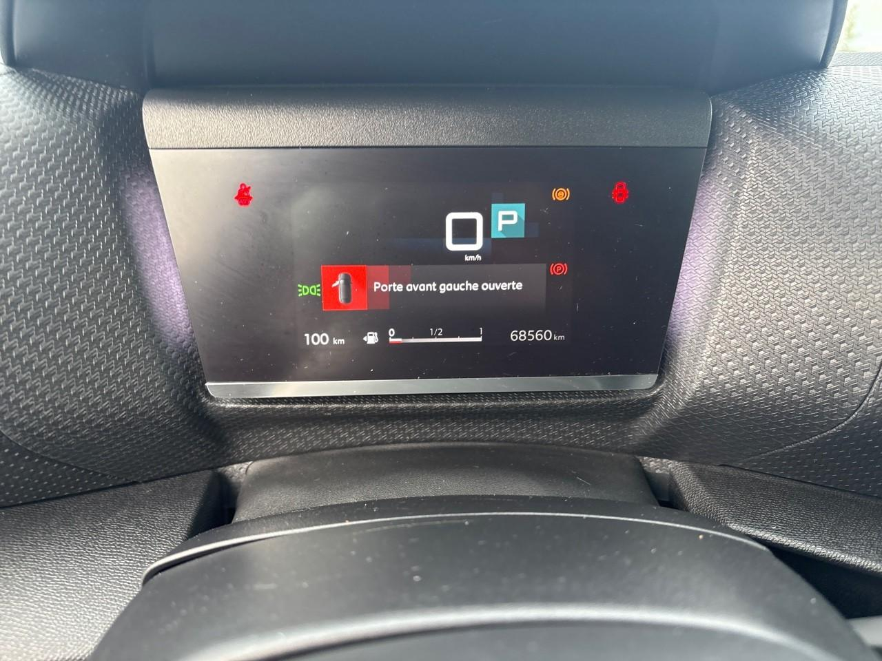 Citroën C4 bluehdi 130ch s&s feel pack eat8 — photo 13